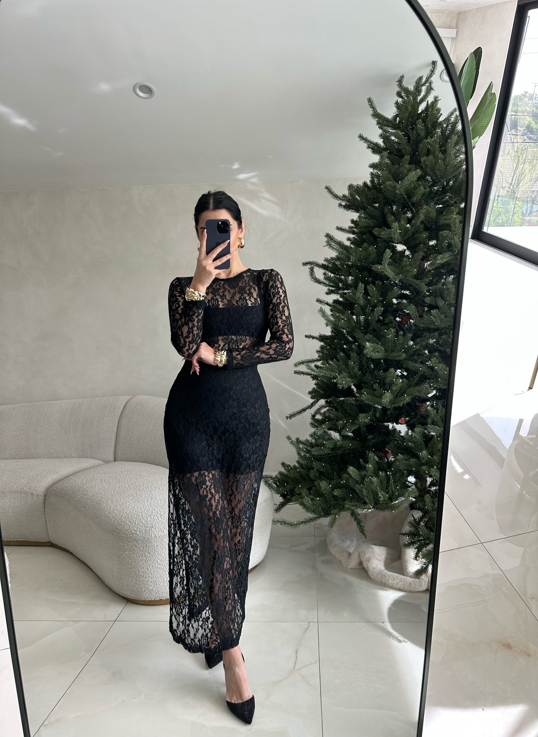 ‘Elle’ lace dress